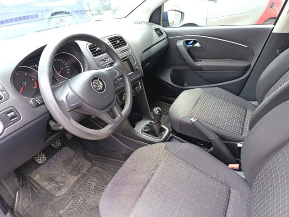 Volkswagen Polo 1.4 TDI 5p. Fresh BlueMotion Technology (9)
