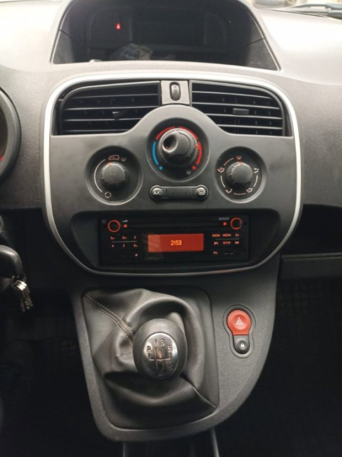 Nissan NV250 1.5 dCi 115CV PL Combi N1 (14)