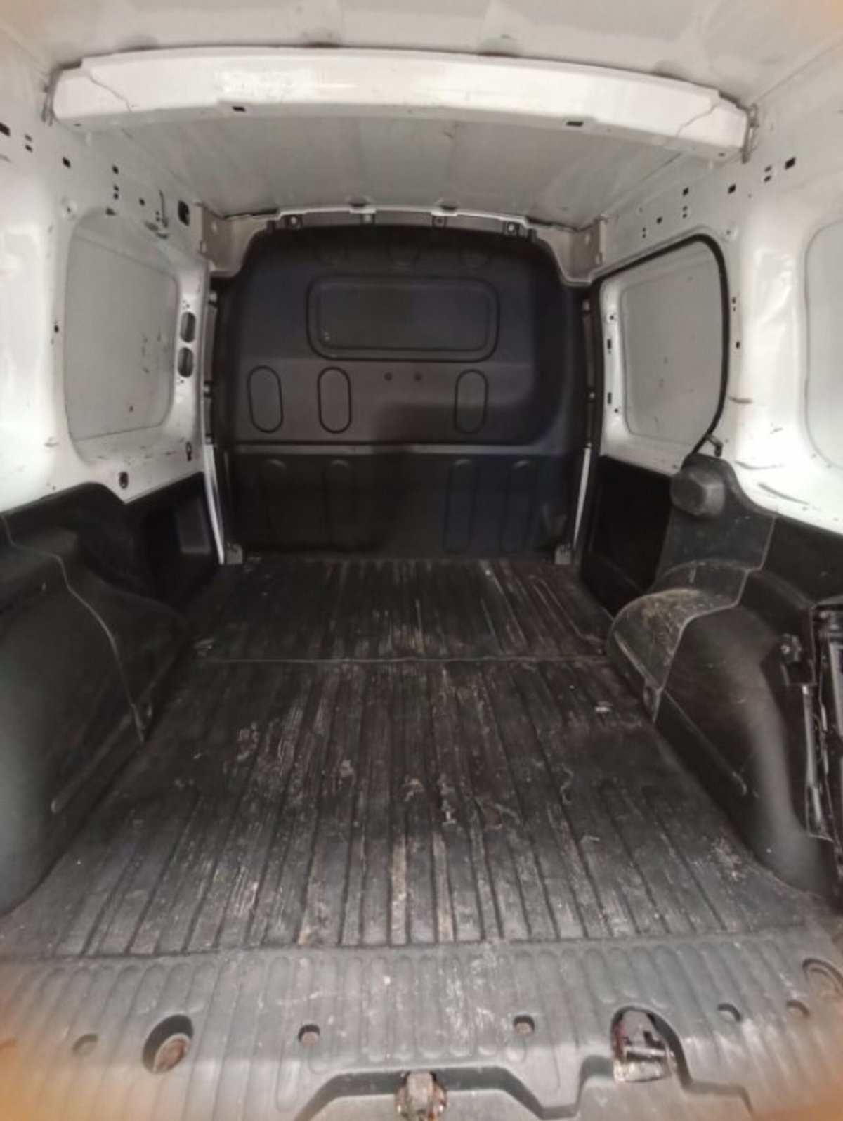 Nissan NV250 1.5 dCi 115CV PL Combi N1 (8)
