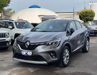 Renault Captur Blue dCi 115 CV EDC Intens usata