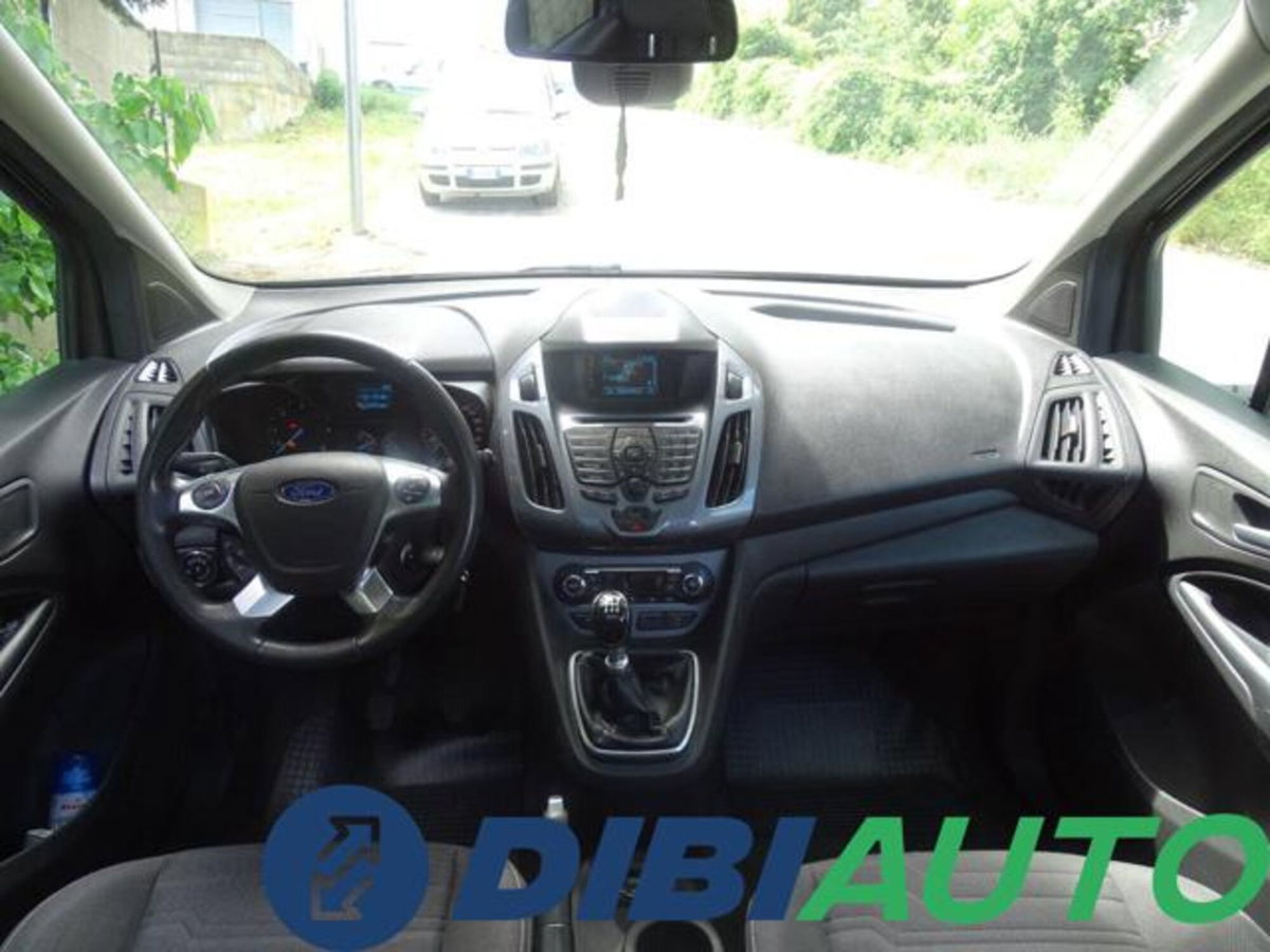 Ford Tourneo Connect 1.6 TDCi 115 CV Titanium (12)