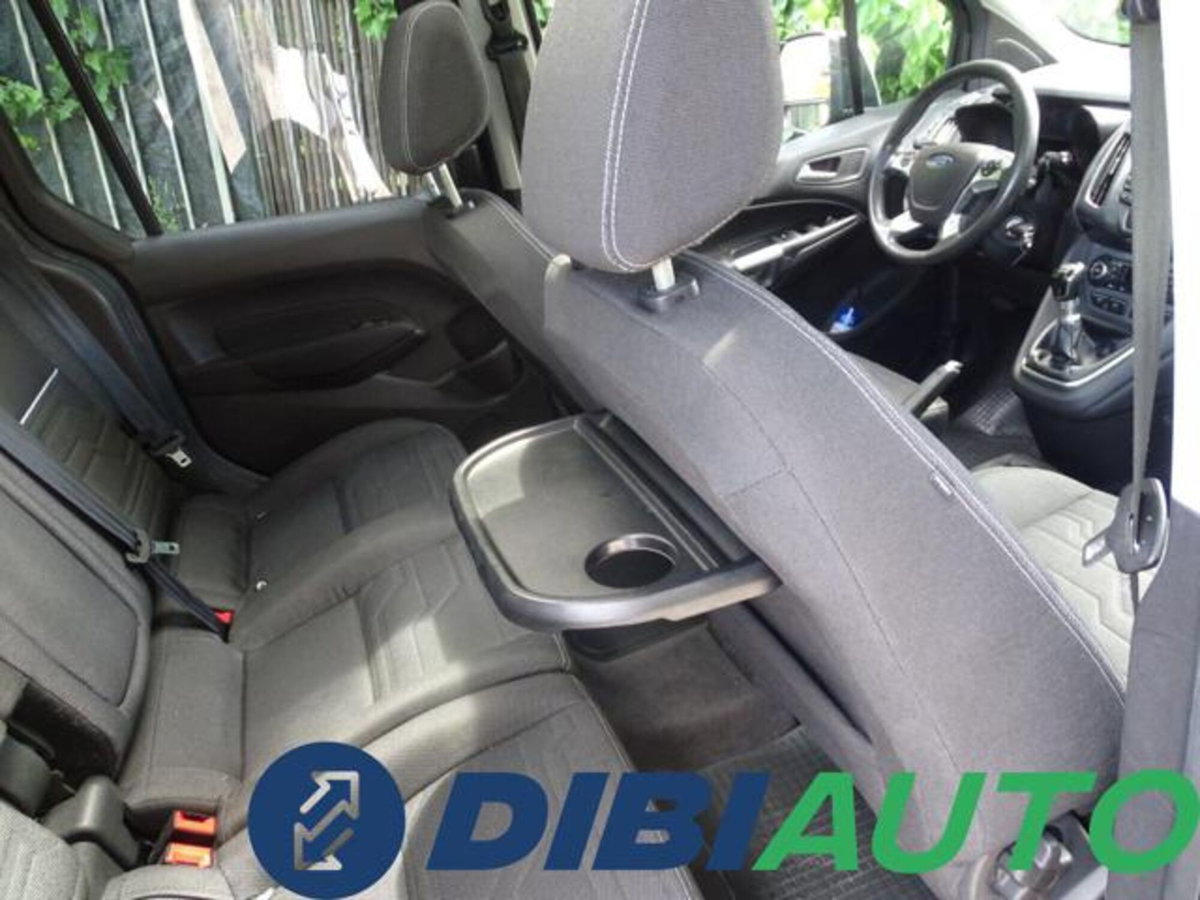 Ford Tourneo Connect 1.6 TDCi 115 CV Titanium (17)