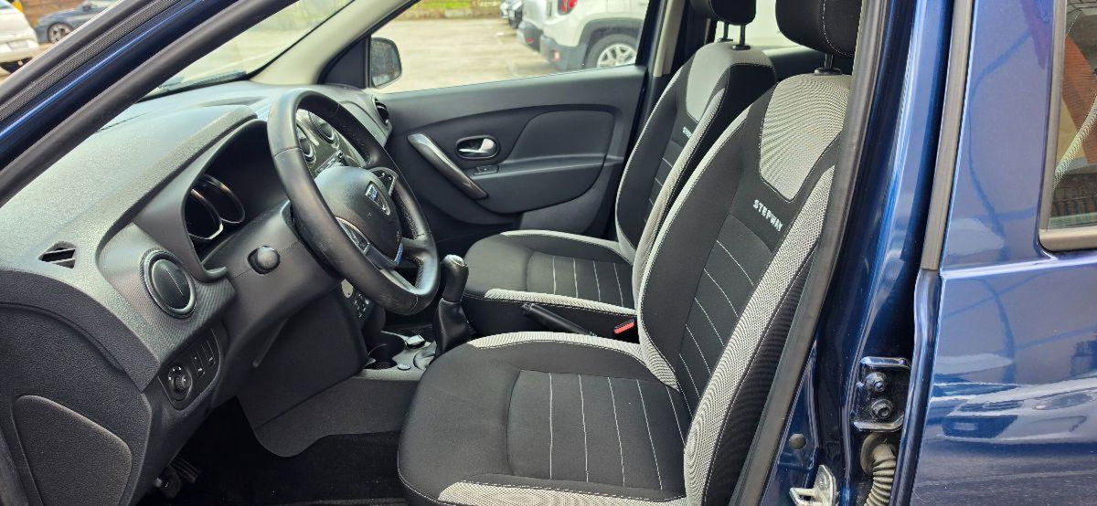 Dacia Sandero 0.9 TCe 12V T-GPL 90CV Start&Stop SS Ambiance Family (11)