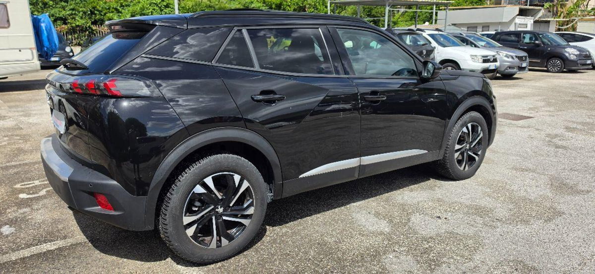 Peugeot 2008 BlueHDi 100 S&S Allure (7)
