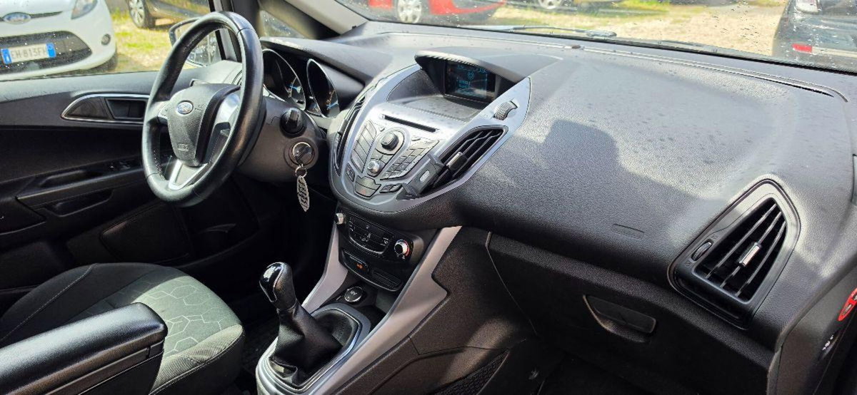 Ford B-Max B-Max 1.5 TDCi 75 CV Titanium (18)