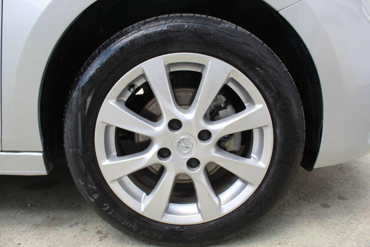 Opel Corsa 1.2 Edition (4)