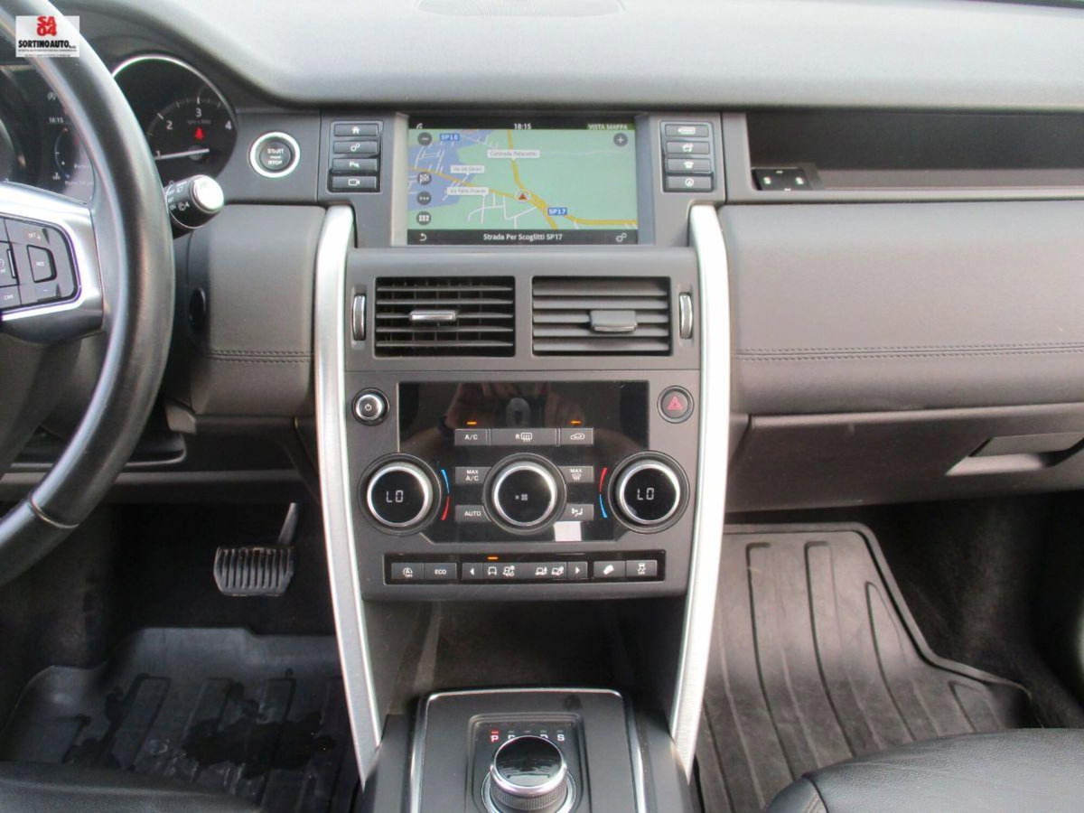 Land Rover Discovery Sport 2.0 TD4 150 CV HSE (10)