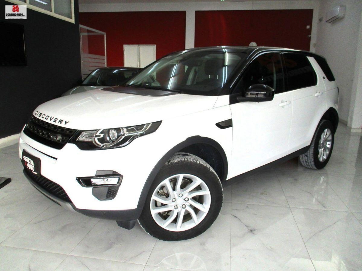 Land Rover Discovery Sport 2.0 TD4 150 CV HSE (3)
