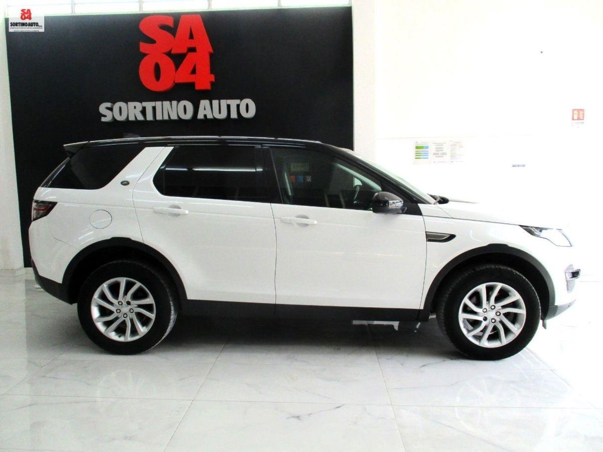 Land Rover Discovery Sport 2.0 TD4 150 CV HSE (6)