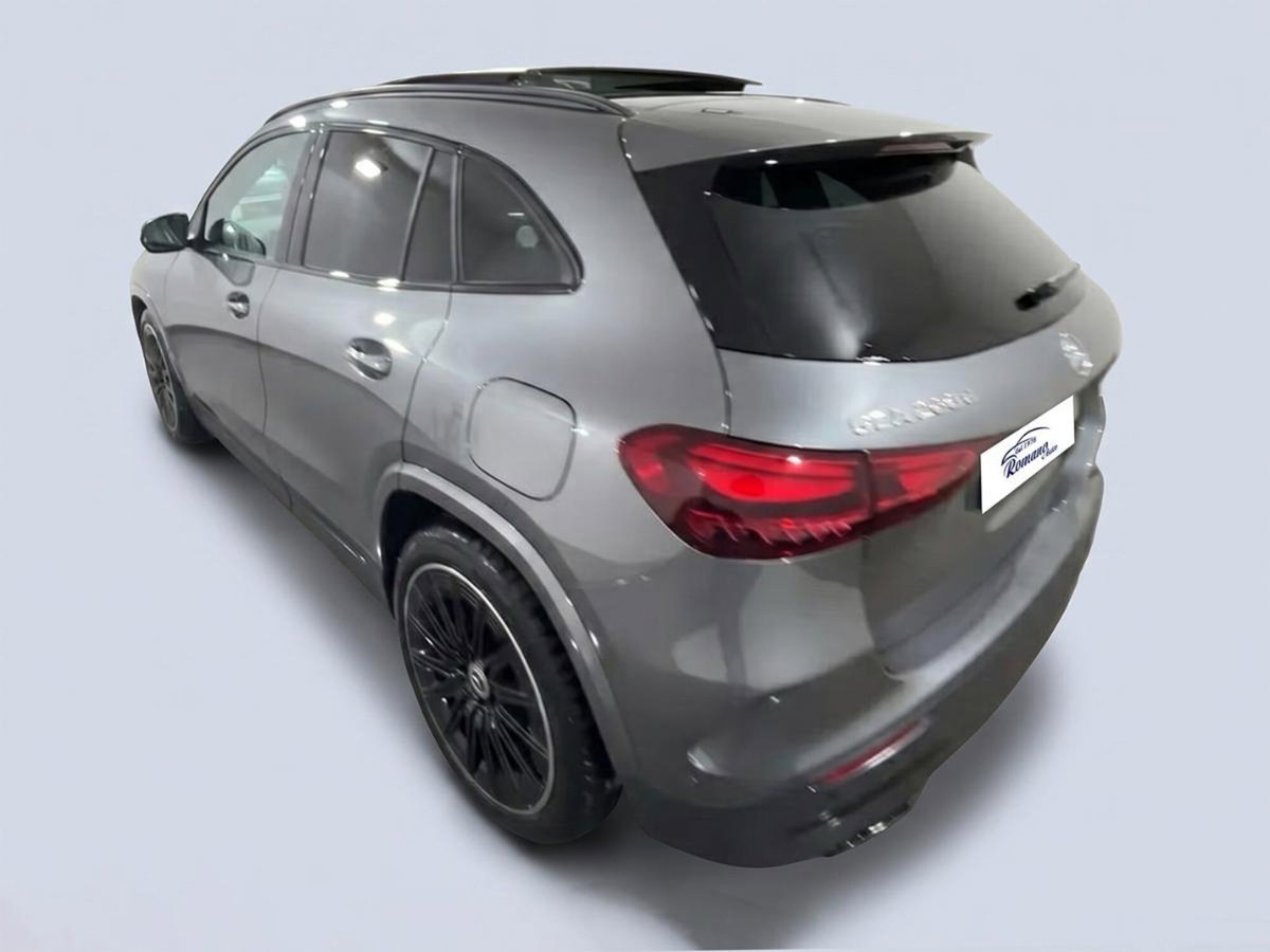 Mercedes-Benz GLA SUV 200 d Automatic Premium (2)