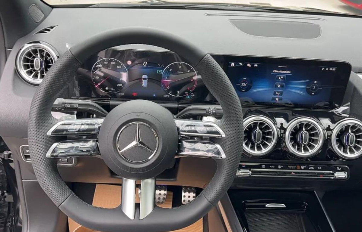 Mercedes-Benz GLA SUV 200 d Automatic Premium (3)