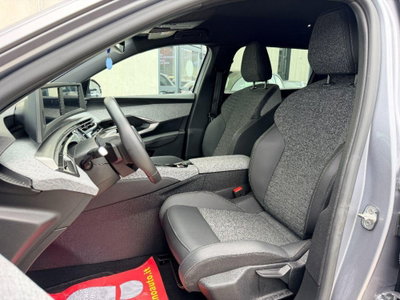 Peugeot 5008 1.2 hybrid Allure 145cv e-dcs6 (12)