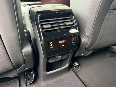 Peugeot 5008 1.2 hybrid Allure 145cv e-dcs6 (13)