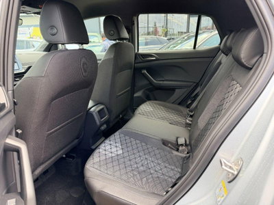 Volkswagen T-Cross 1.0 tsi R-Line 115cv (8)
