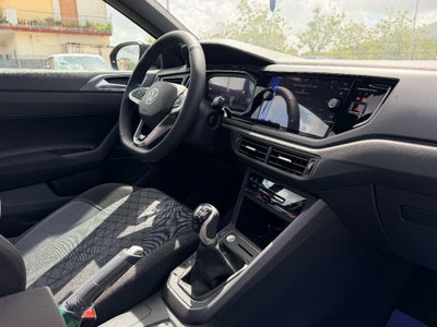 Volkswagen Taigo 1.0 tsi R-Line 115cv (11)