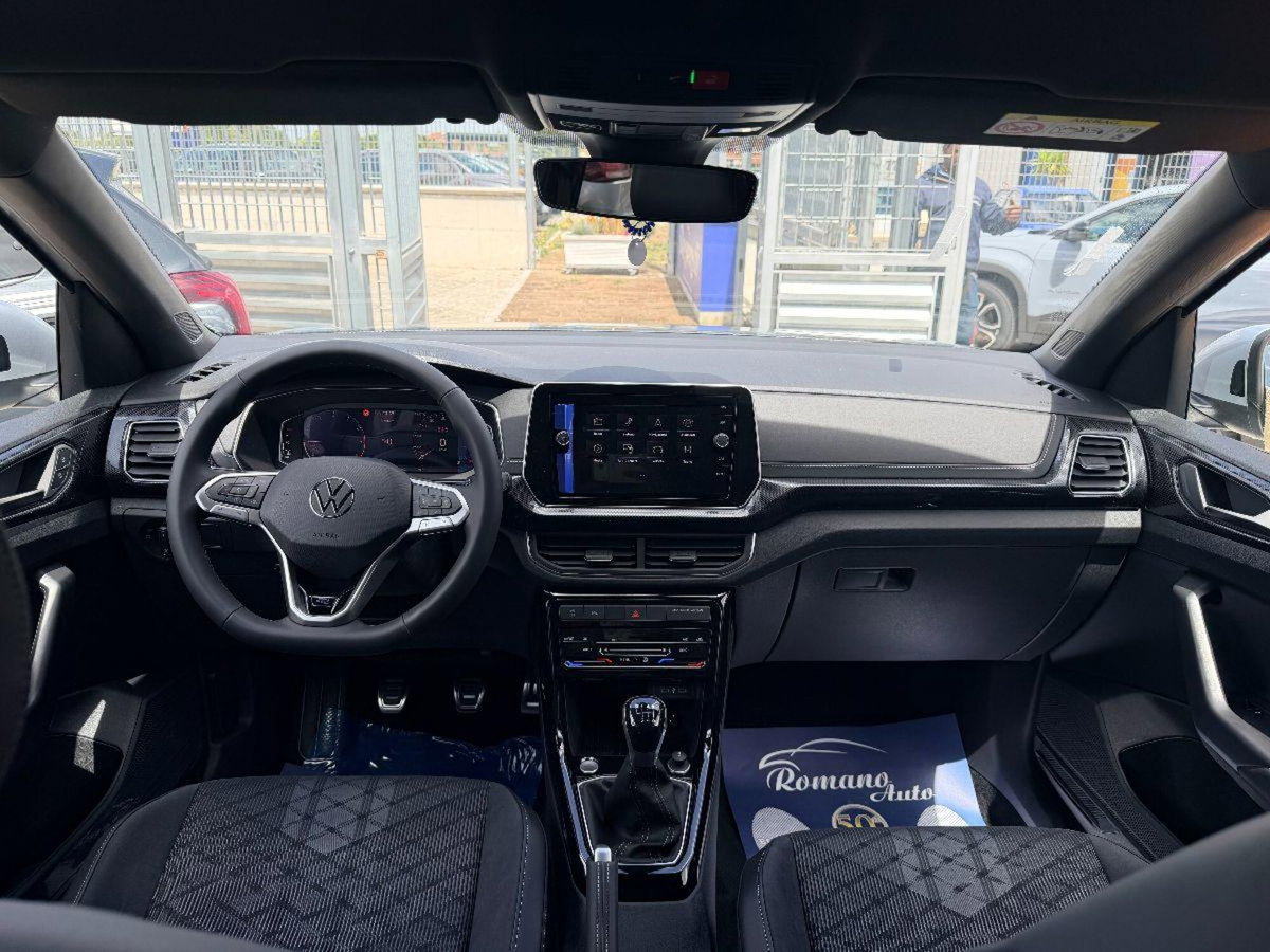 Volkswagen T-Cross 1.0 tsi R-Line 115cv (8)