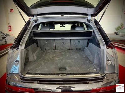 Audi SQ7 4.0 V8 TDI quattro tiptronic Business Plus (14)