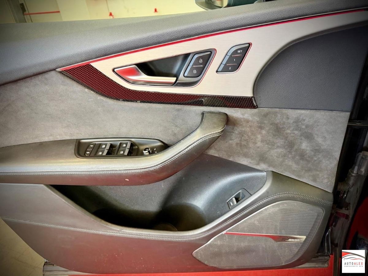 Audi SQ7 4.0 V8 TDI quattro tiptronic Business Plus (16)