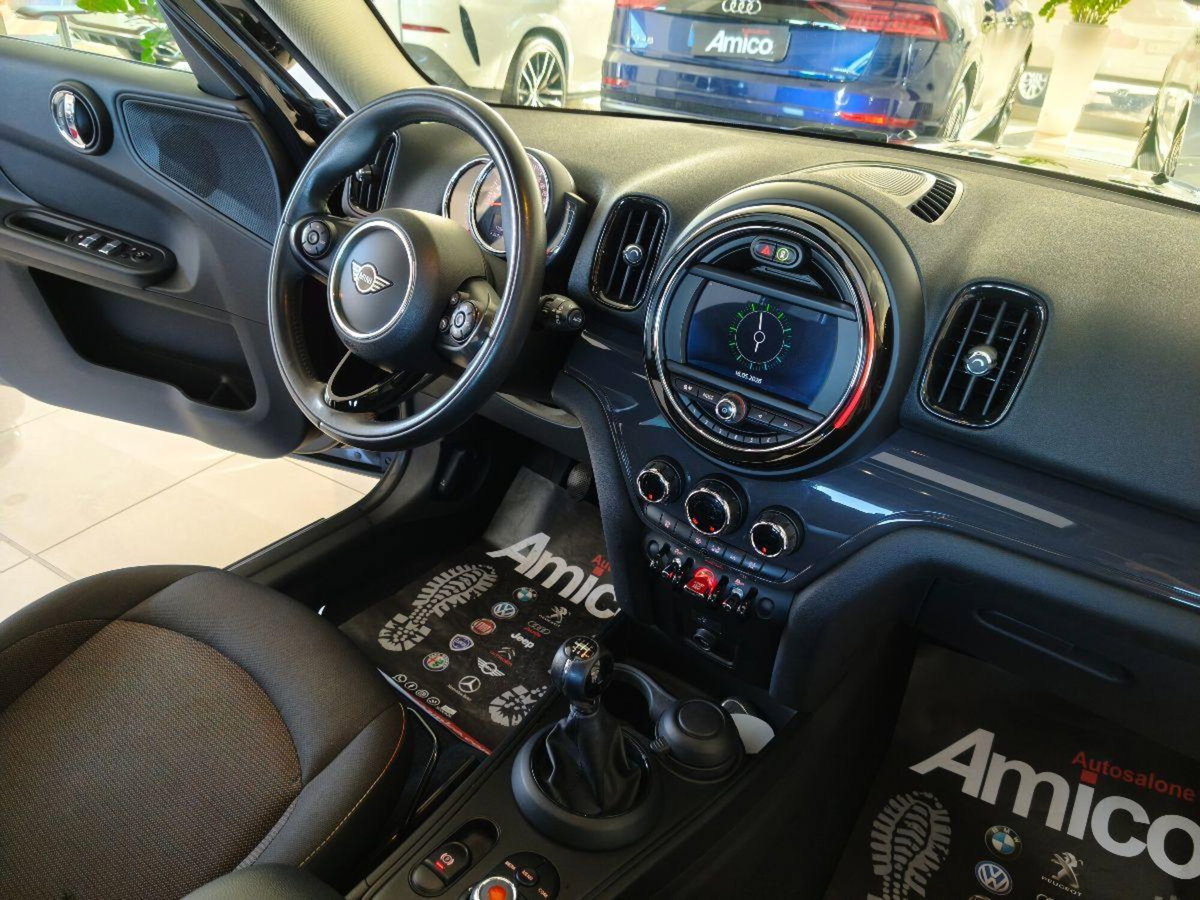 MINI Mini Countryman 1.5 One Countryman (16)