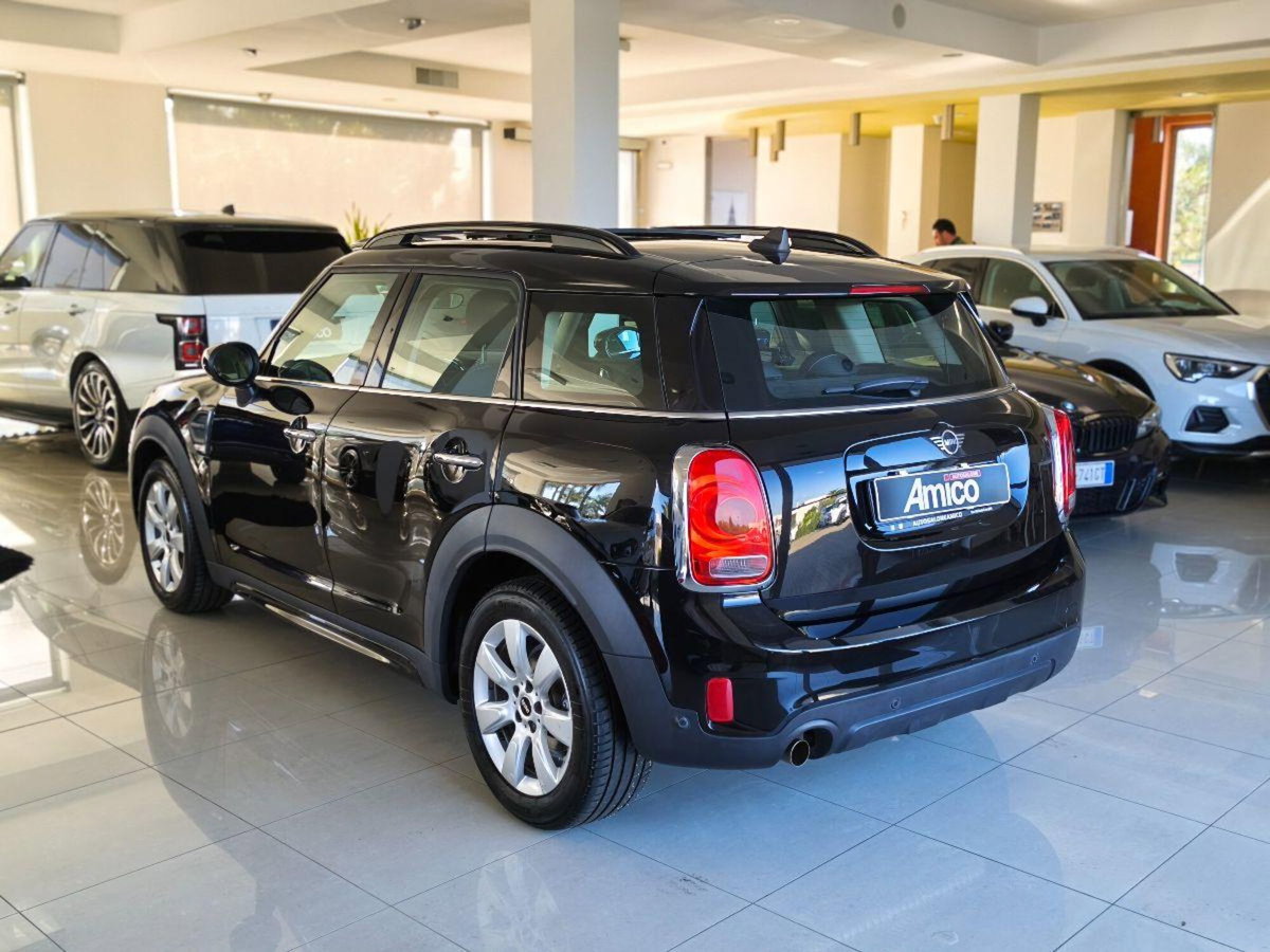 MINI Mini Countryman 1.5 One Countryman (9)