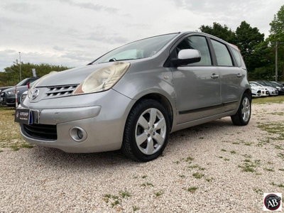 Nissan Note 1.5 dCi 86CV Tekna (2)