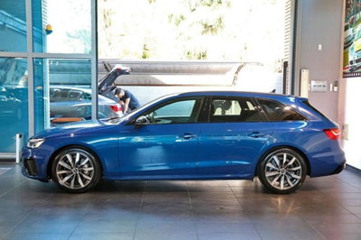 Audi A4 Avant 40 2.0 tfsi mhev Business quattro 204cv s-tronic (3)