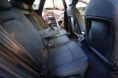 Audi Q3 35 2.0 tdi s-tronic (18)