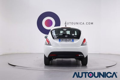 Lancia Ypsilon 1.0 FireFly 5 porte S&S Hybrid Silver Plus (15)