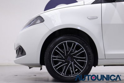 Lancia Ypsilon 1.0 FireFly 5 porte S&S Hybrid Silver Plus (17)