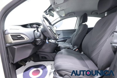 Lancia Ypsilon 1.0 FireFly 5 porte S&S Hybrid Silver Plus (19)