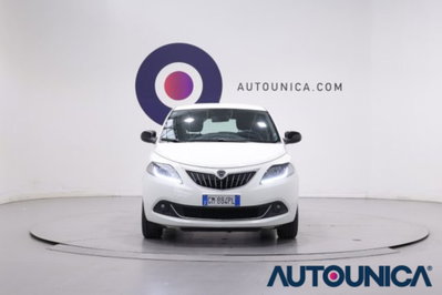 Lancia Ypsilon 1.0 FireFly 5 porte S&S Hybrid Silver Plus (2)