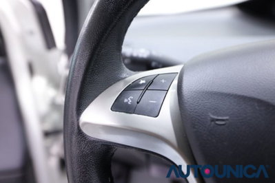 Lancia Ypsilon 1.0 FireFly 5 porte S&S Hybrid Silver Plus (20)