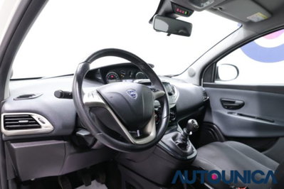 Lancia Ypsilon 1.0 FireFly 5 porte S&S Hybrid Silver Plus (5)