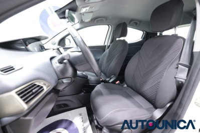 Lancia Ypsilon 1.0 FireFly 5 porte S&S Hybrid Silver Plus (6)