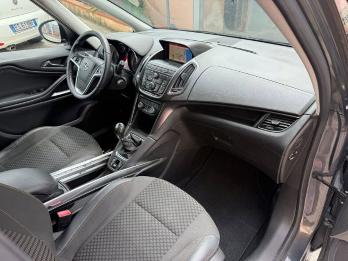 Opel Zafira Tourer 1.6 CDTi 136CV Start&Stop Cosmo (12)