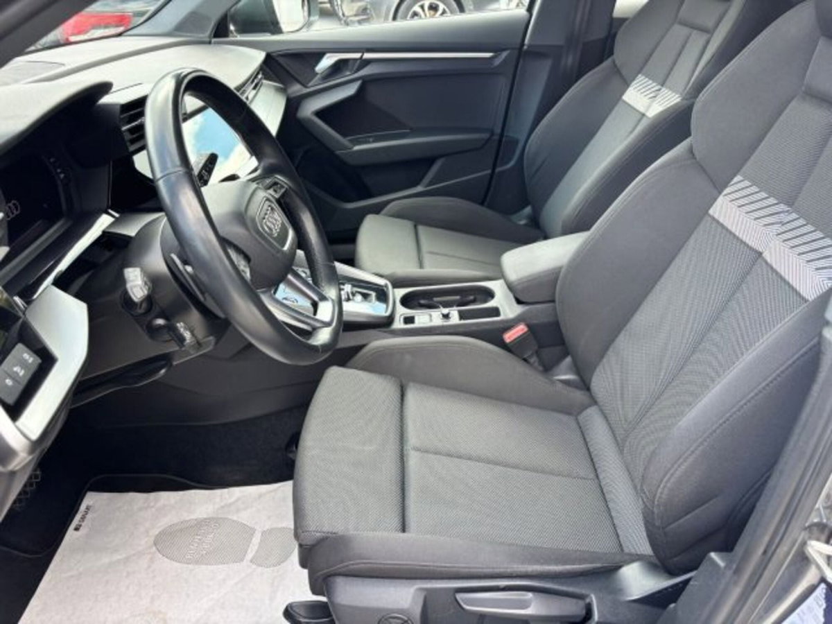 Audi A3 Sportback 35 TDI S tronic S line edition (13)