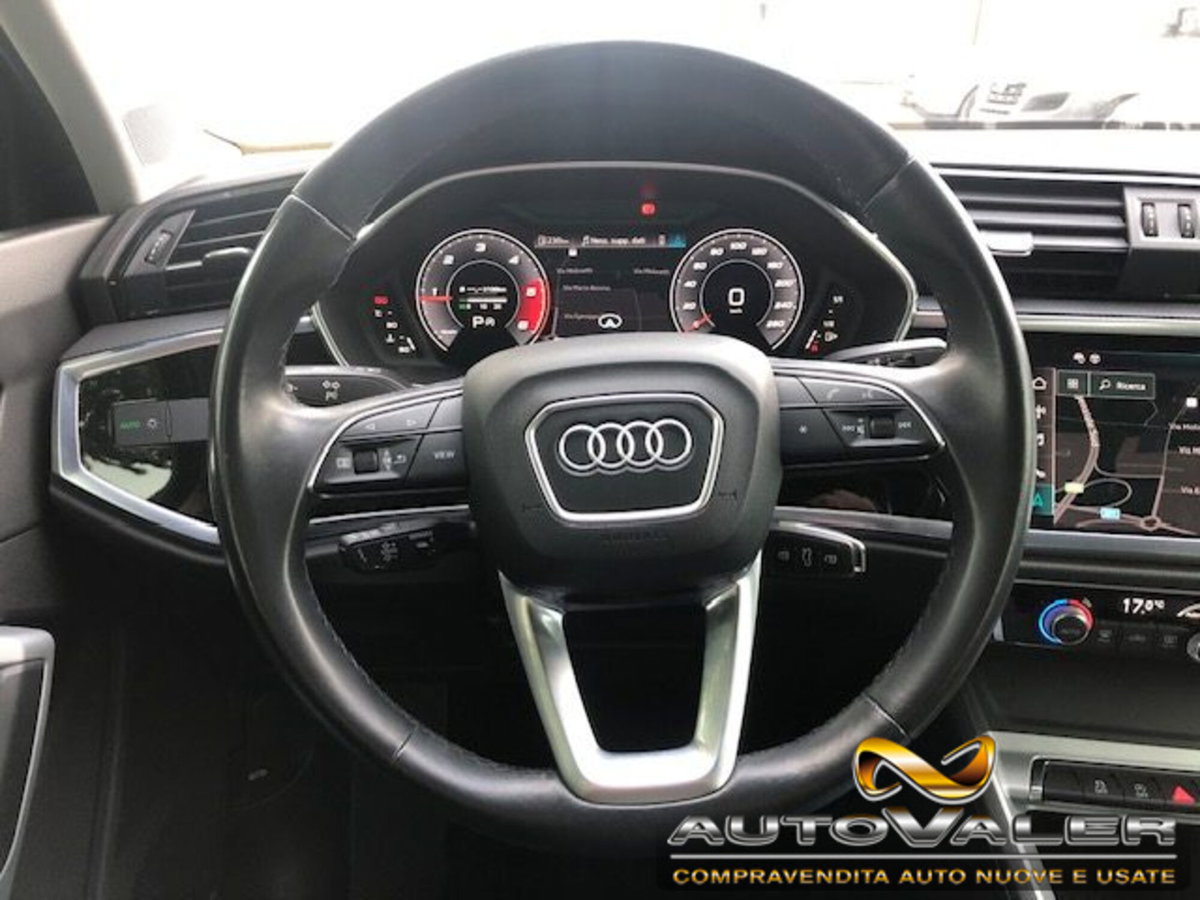 Audi Q3 35 TDI quattro S tronic Business (12)