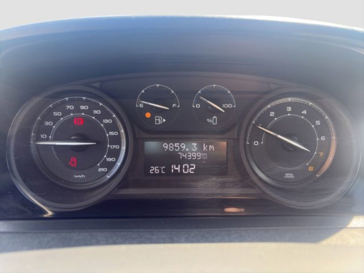 Lancia Ypsilon 1.0 FireFly 5 porte S&S Hybrid Silver Plus (14)