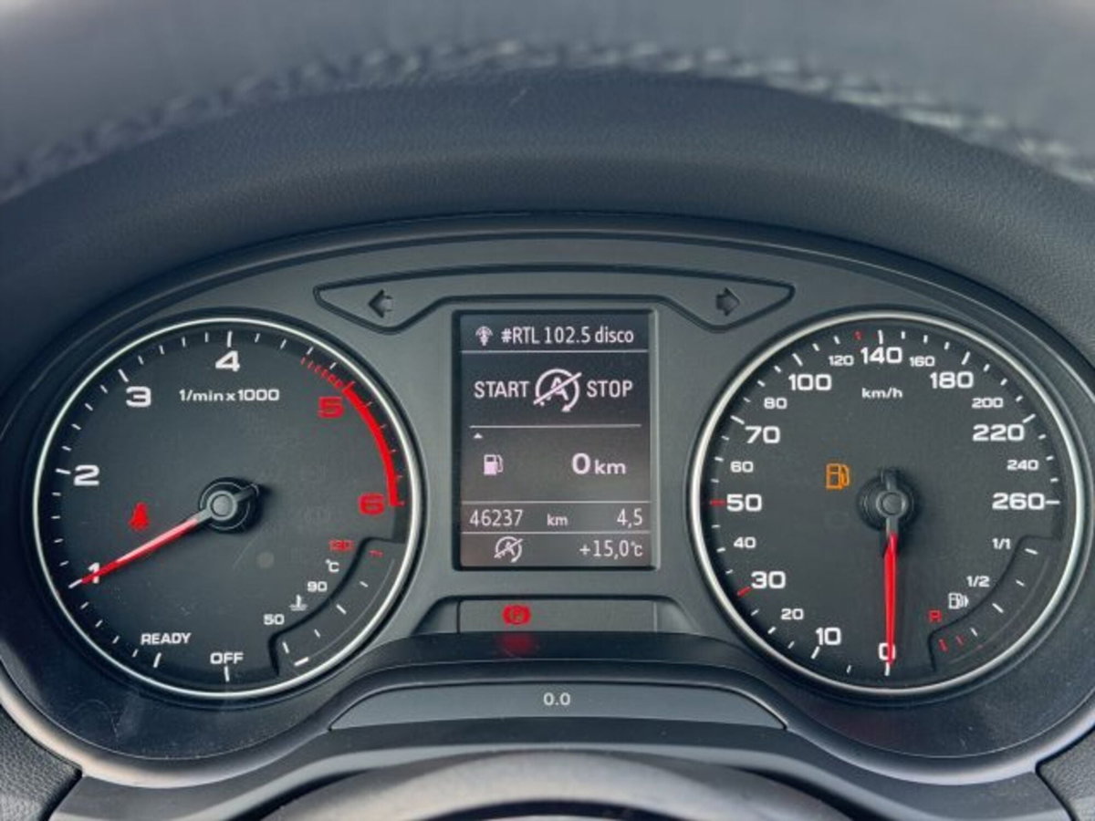Audi Q2 Q2 30 TDI (15)