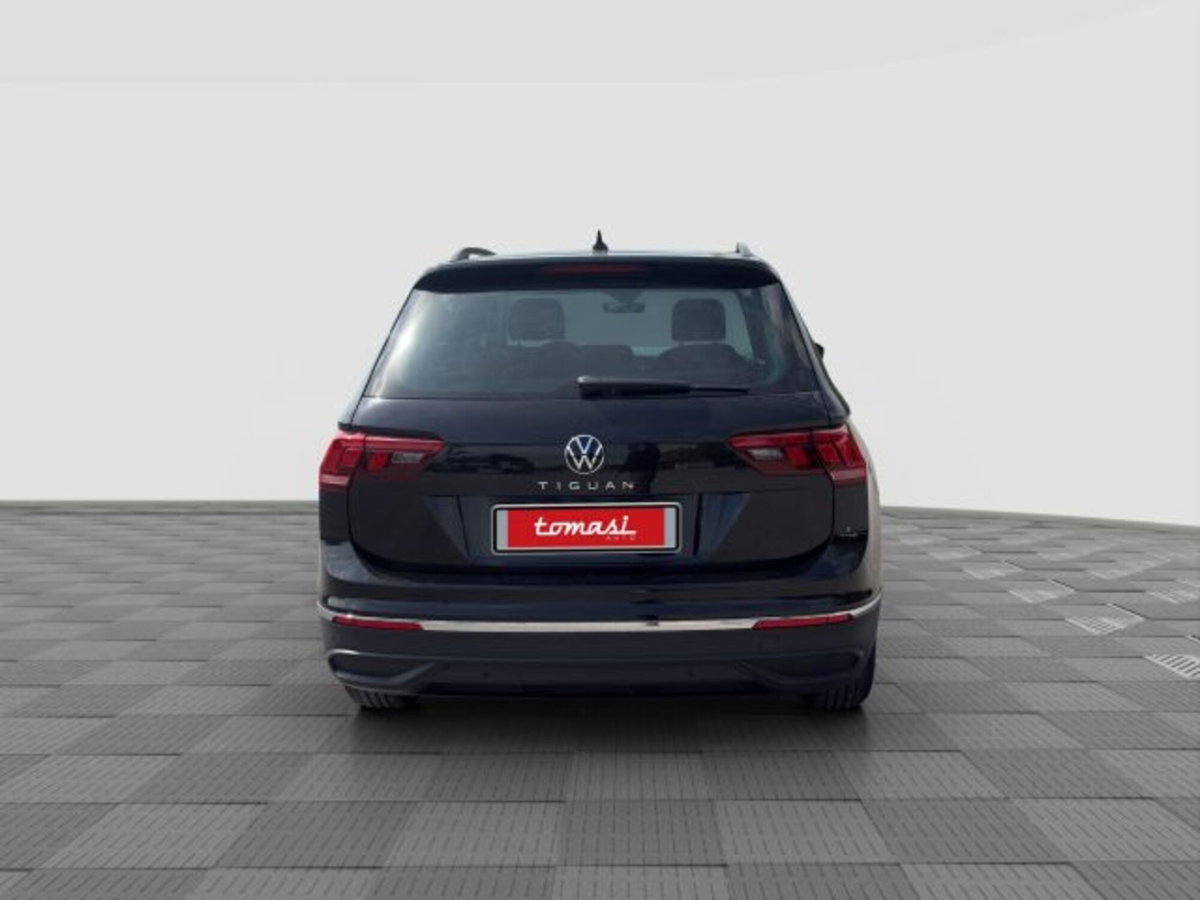 Volkswagen Tiguan 2.0 TDI 150 CV SCR DSG 4MOTION Life (4)