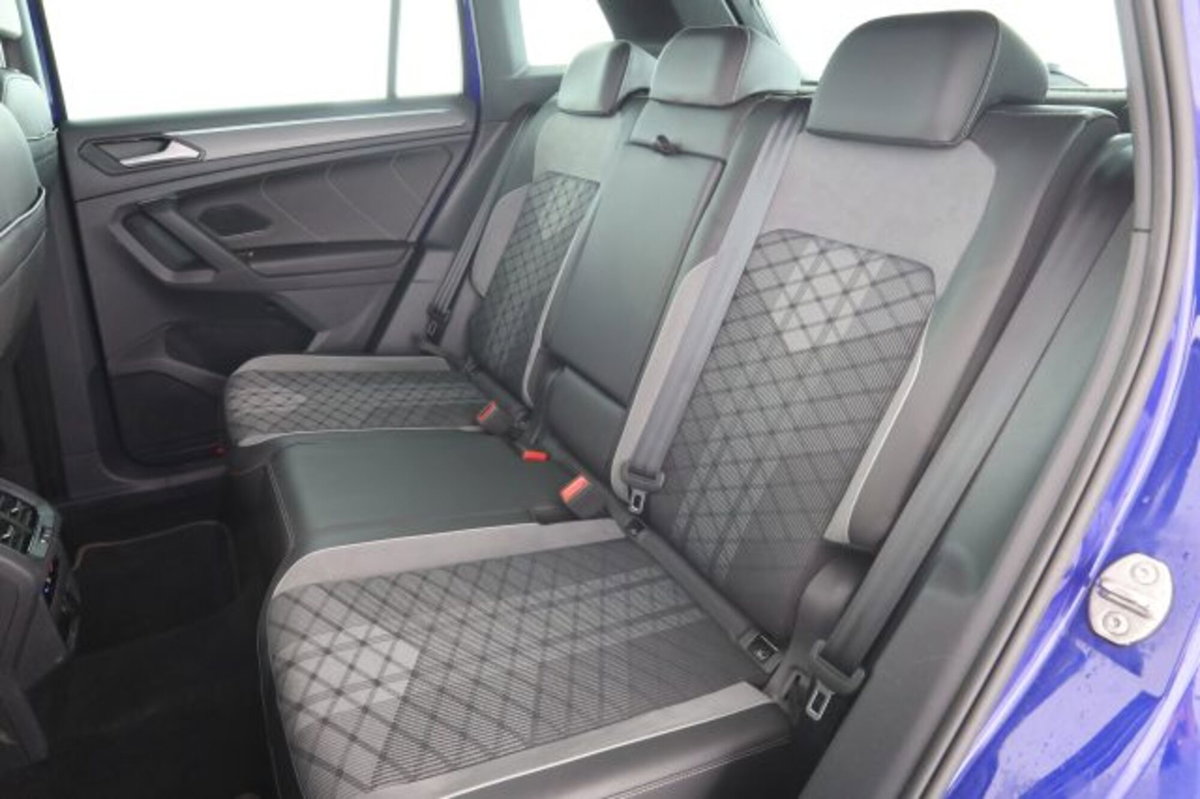 Volkswagen Tiguan 2.0 TDI 150 CV SCR DSG 4MOTION R-Line (3)