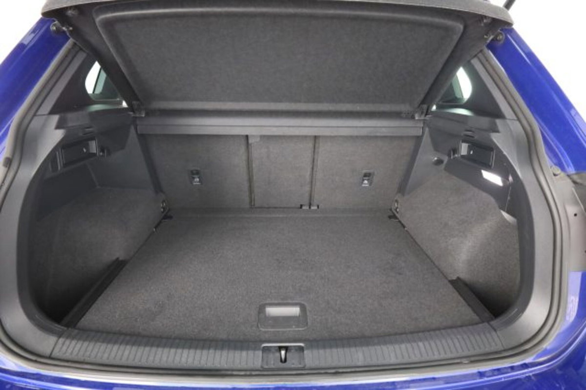 Volkswagen Tiguan 2.0 TDI 150 CV SCR DSG 4MOTION R-Line (6)