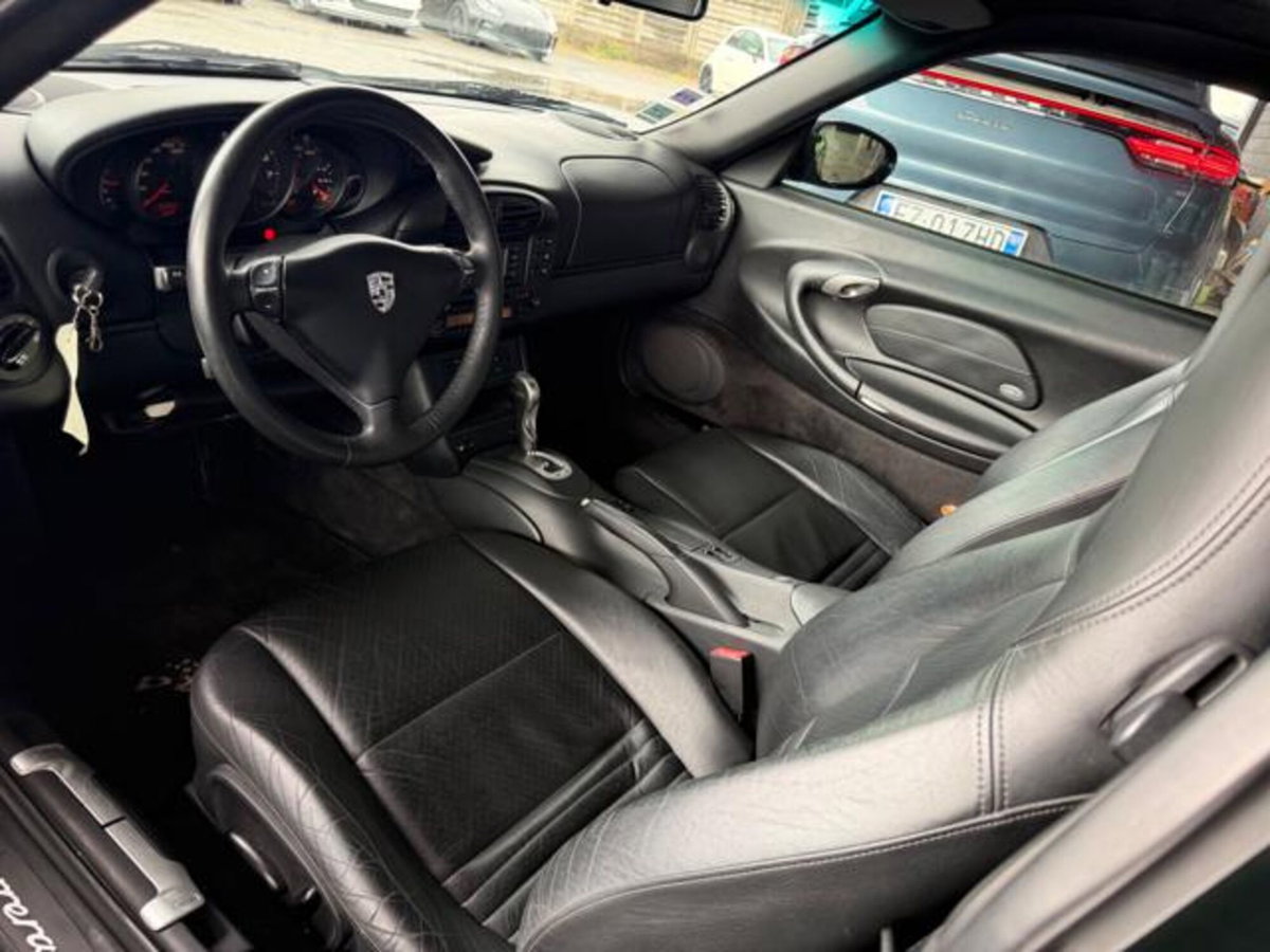 Porsche 911 Coupé Carrera 4 cat (13)