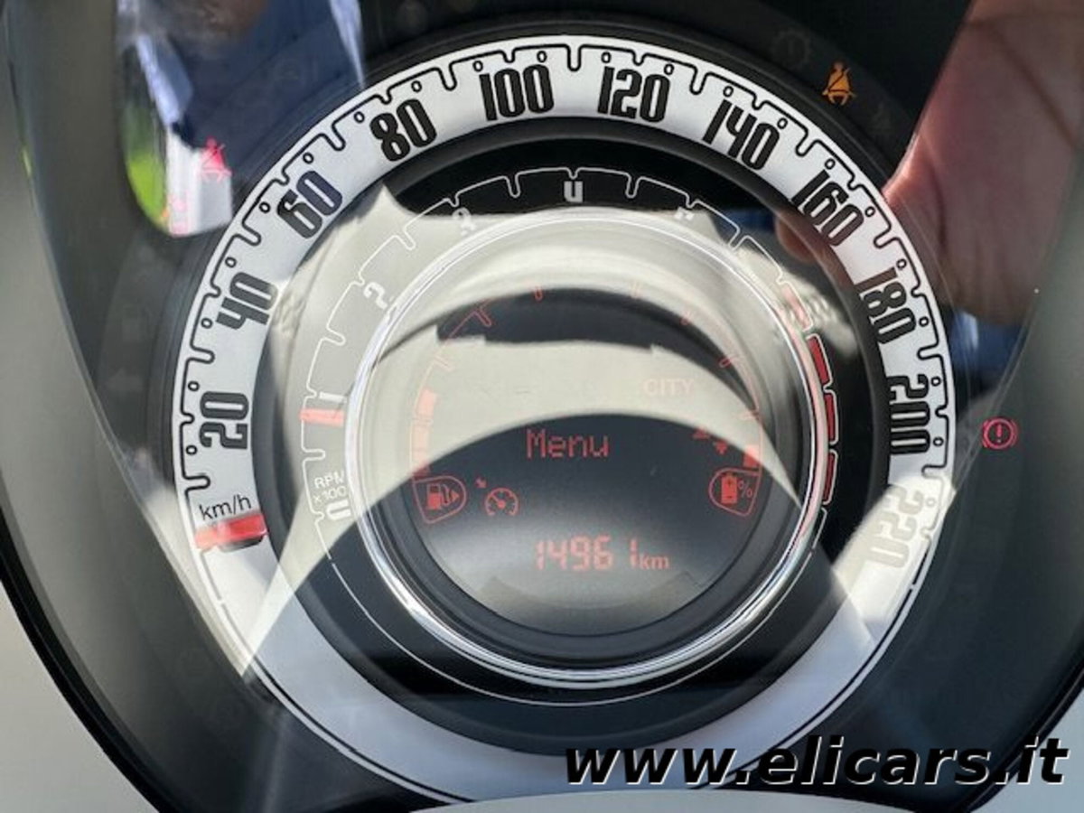 Fiat 500 1.0 Hybrid Lounge (9)