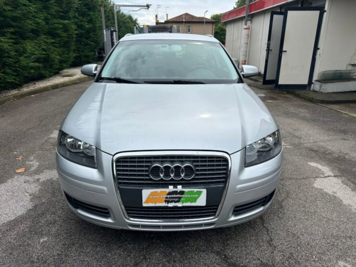 Audi A3 Sportback 1.6 16V FSI Attraction (12)