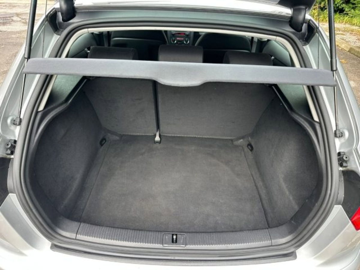 Audi A3 Sportback 1.6 16V FSI Attraction (7)