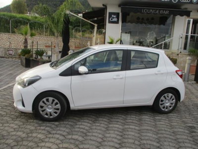Toyota Yaris 1.0 72 CV 5 porte Cool (4)