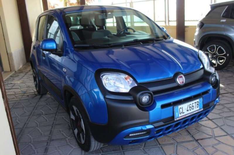 Fiat Panda Cross 1.0 firefly hybrid Cross s&s 70cv 5p.ti