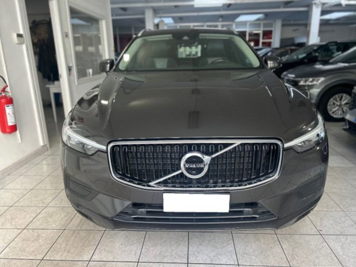 Volvo XC60 B4 (d) AWD Geartronic Momentum Pro (3)