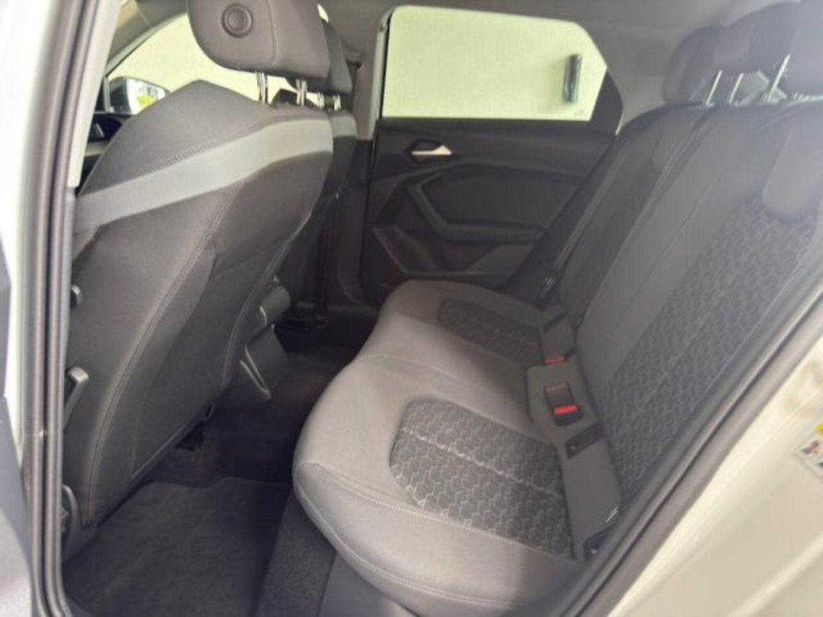 Audi A1 Sportback 30 TFSI S line edition (10)